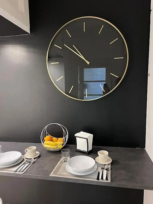 Appartement Luxury Suite With Terrace Near Arco Della Pace Milaan Italië